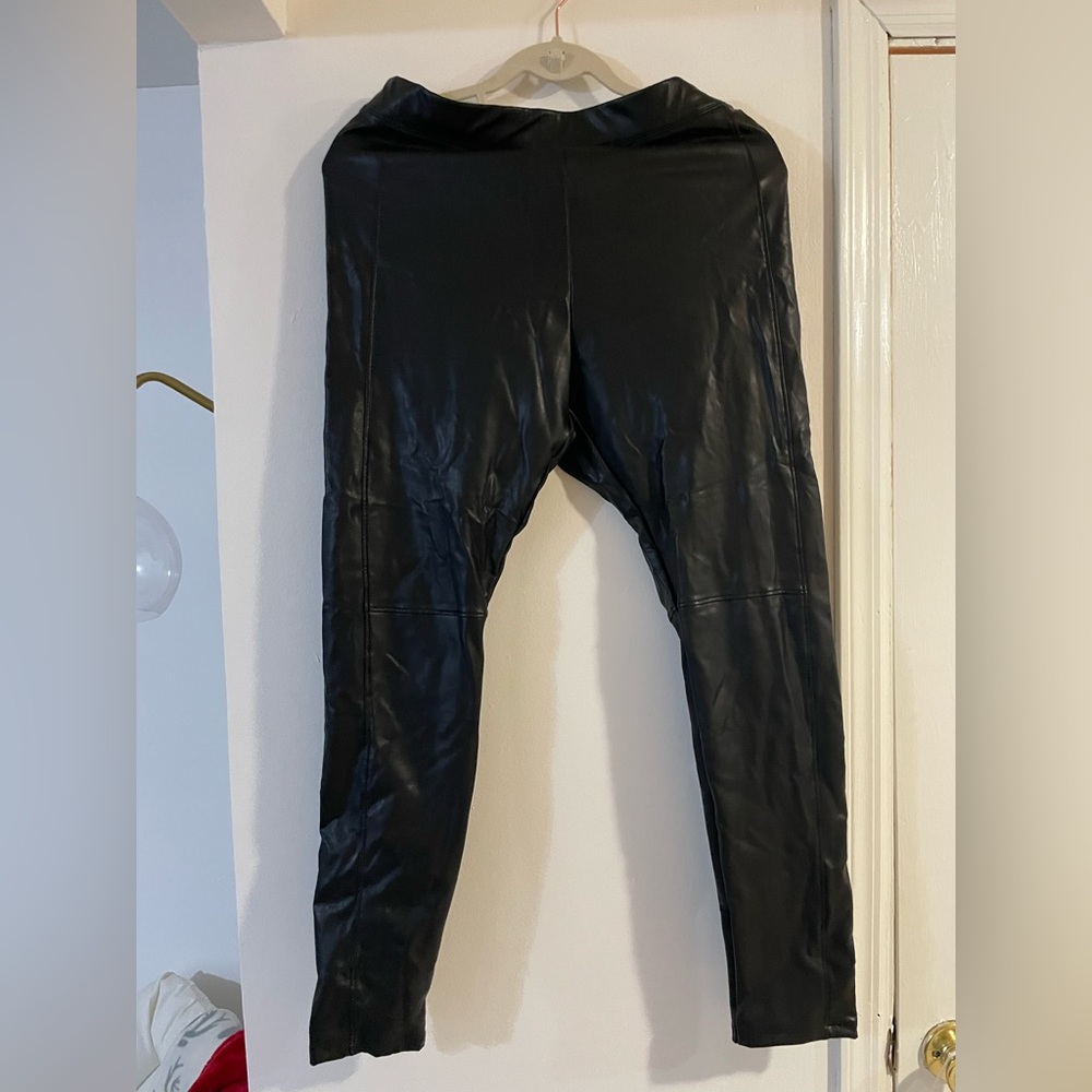 Express Faux Leather leggings black